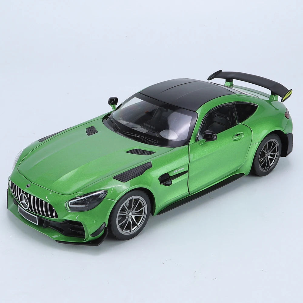 1:18 Benzs GTR AMG Green Demon Alloy Model Car Toy Diecasts Metal Casting Sound and Light Car Toys For Children Vehicle