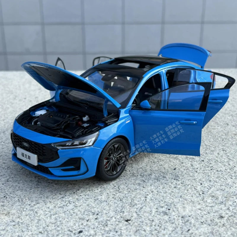 Large Size 1:18 FOCUS Alloy Car Model Diecasts Metal Toy Vehicles Car Model Hgh Simulation Collection Childrens Gifts Decoration