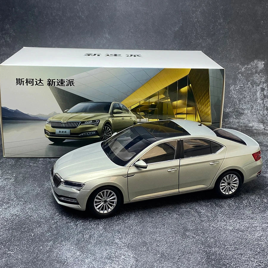Original 1:18 New Superb Alloy Car Model Collection +small gift
