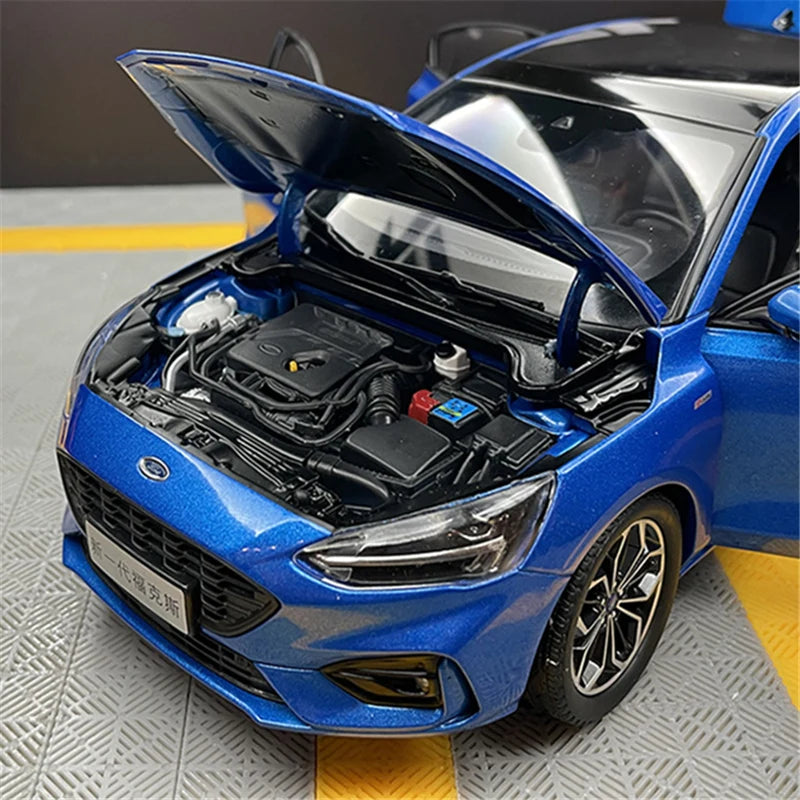 Large Size 1:18 FOCUS Alloy Car Model Diecasts Metal Toy Vehicles Car Model Hgh Simulation Collection Childrens Gifts Decoration