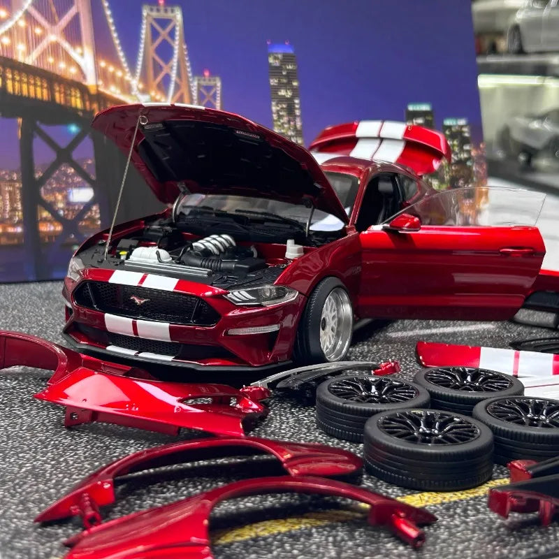 Master Diecast 1/18 Scale Ford Mustang 2019 Sports Car Model Alloy Ford Mustang 2019 Toy Car Model Collect Ornament Toy for Boy