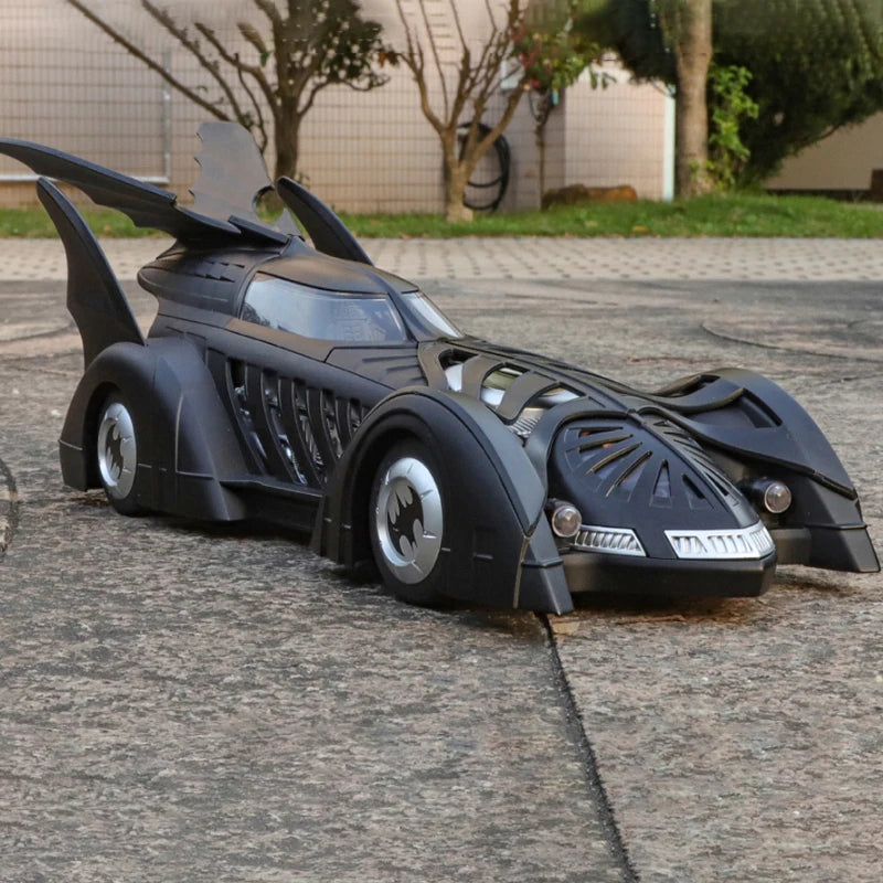 1:18 Batmobile Car 1995