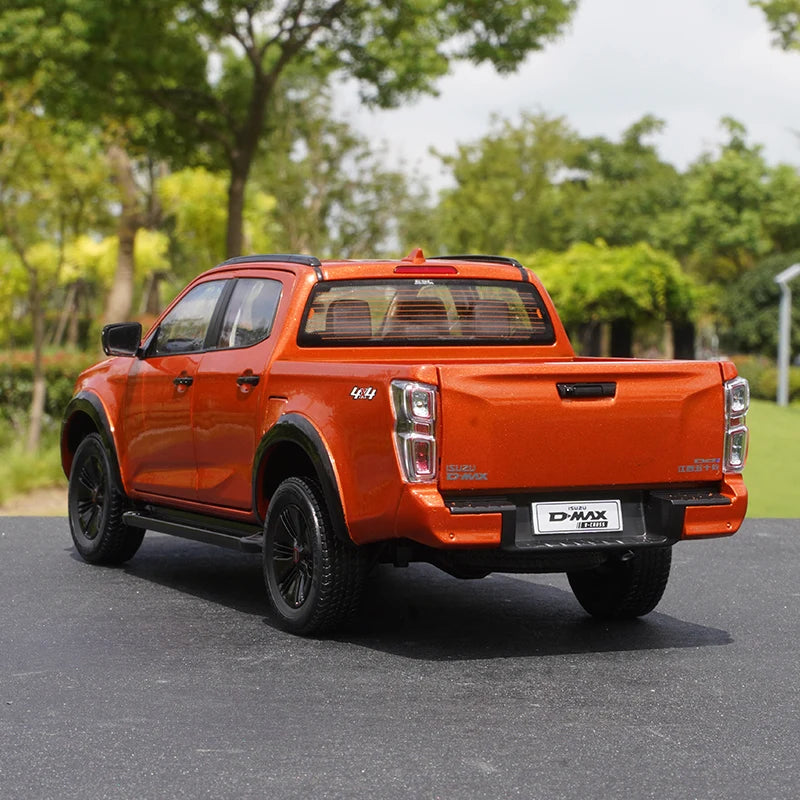 Diecast 1/18 Scale ISUZU D-MAX Pickup 2023 Model Alloy Car Model Toys for Boys Gift