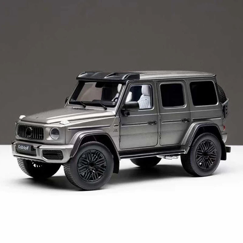 Iscale factory 1:18 G63 4X4 alloy car model, large G car model