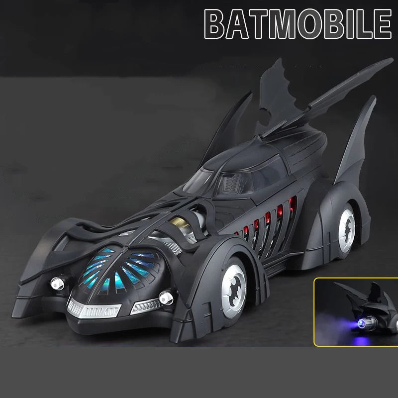 Batmobile Car 2008 1/18