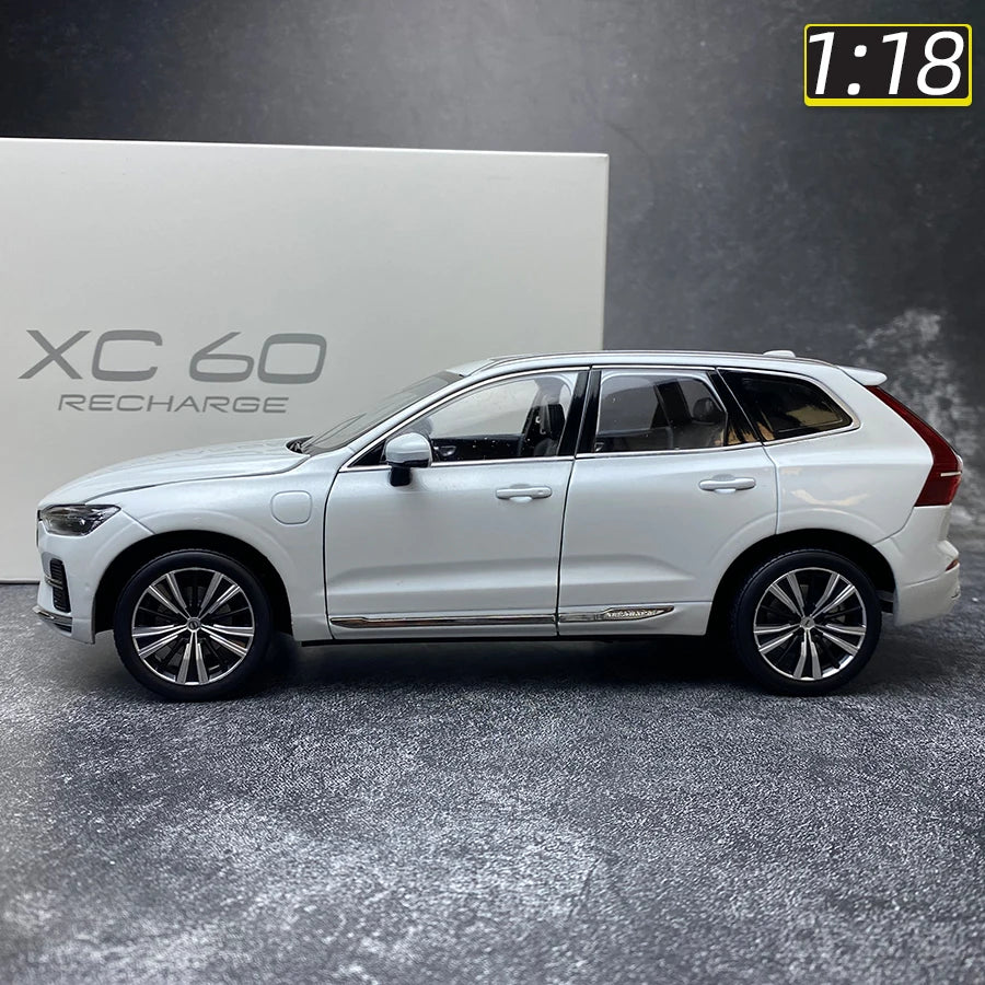 Diecast model 1:18 scale new XC60 XC40 XC90 S90 alloy car model SUV sedan static display collection