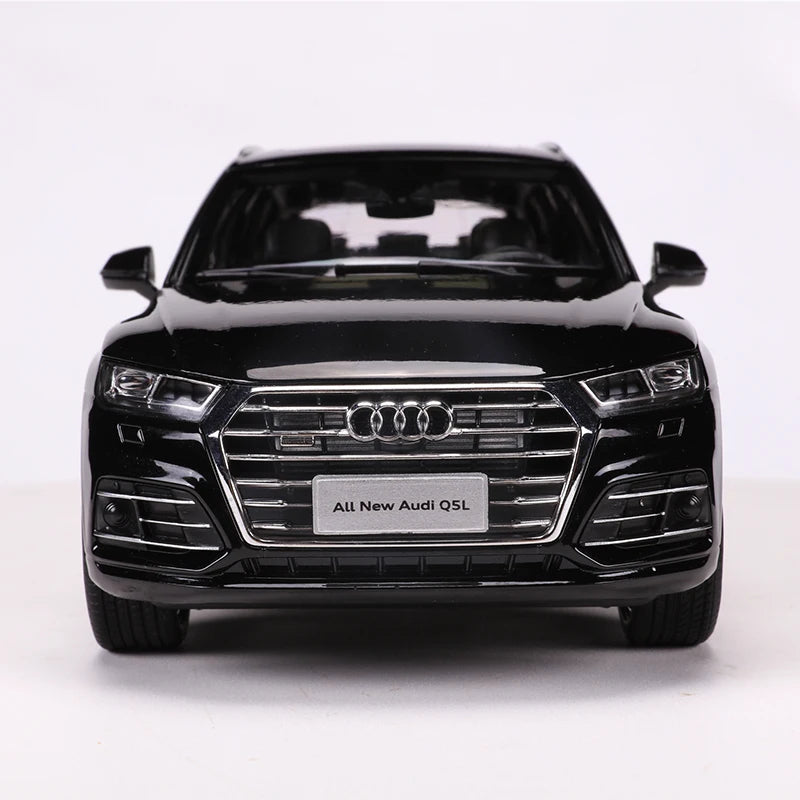 1:18 Original 2018 Q5L Diecast Alloy Car Model For Three Colors Black White Blue