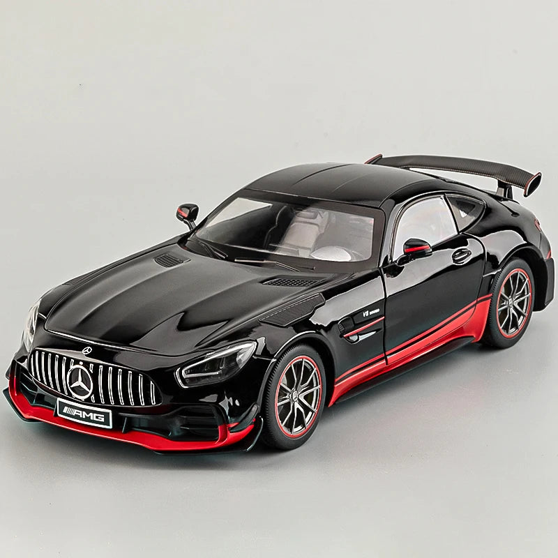 1:18 Benzs GTR AMG Green Demon Alloy Model Car Toy Diecasts Metal Casting Sound and Light Car Toys For Children Vehicle