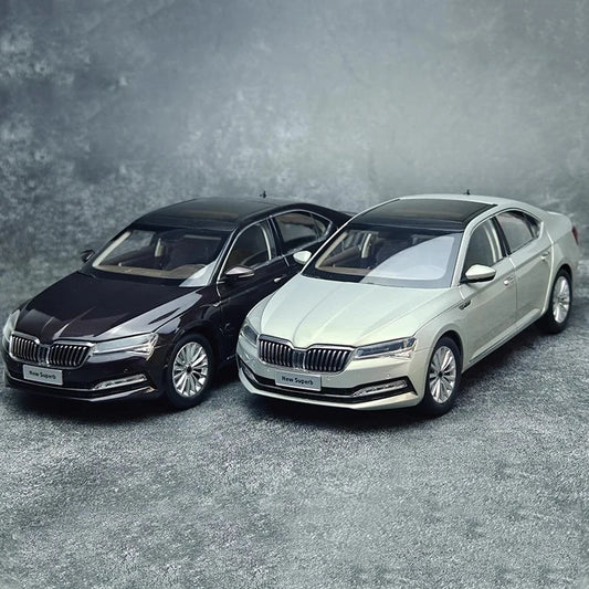 Original 1:18 New Superb Alloy Car Model Collection +small gift