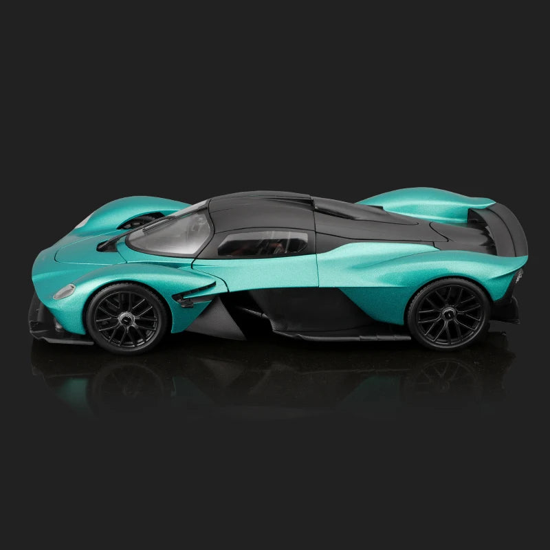 1:18 Aston Martin Valkyri